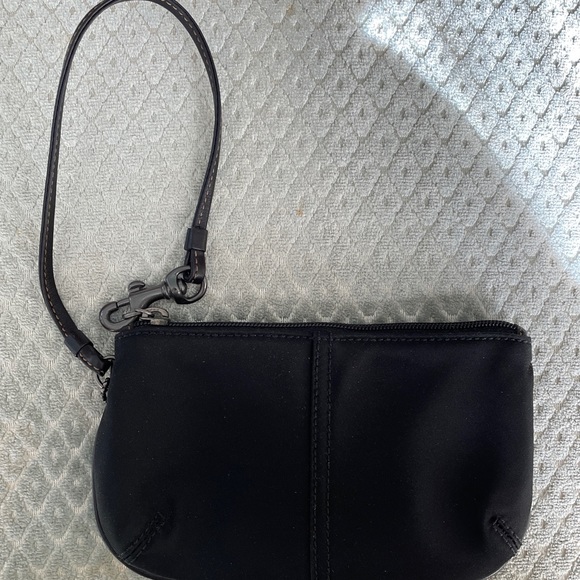 NWOT COACH fabric wristlet. Black. Zipper strap purse cell phone holder - Picture 11 of 11